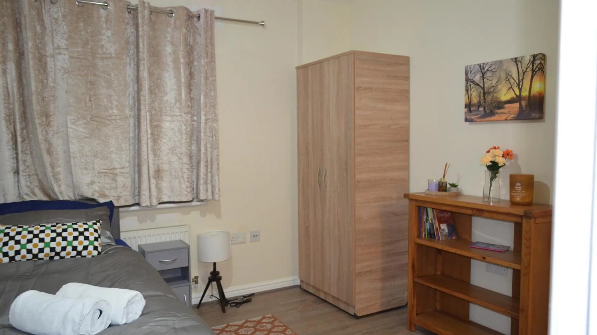 Apartment Nice And Cosy Flat In London/Ilford/Barking, United Kingdom United Kingdom